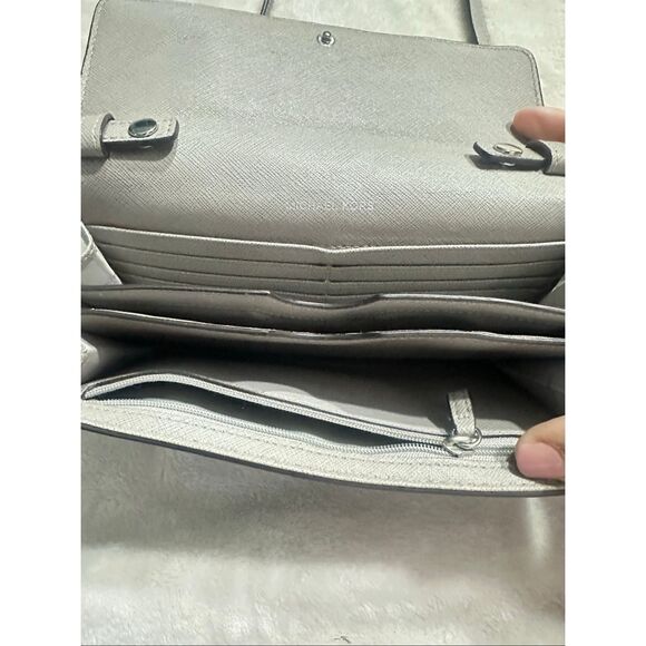 Michael Kors Gray Leather Silver Chain Strap Flap Closure Small Crossbody Bag - Picture 6 of 11